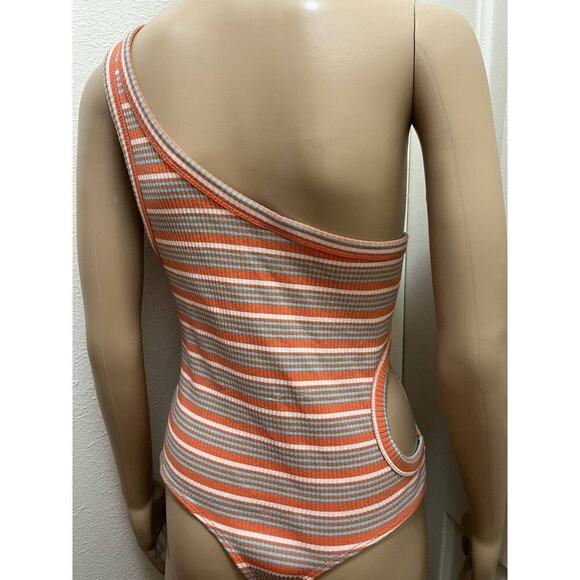 Wild Fable Womens 1 Shoulder Cut Out Body Sour With Snaps On Crotch - Picture 12 of 12